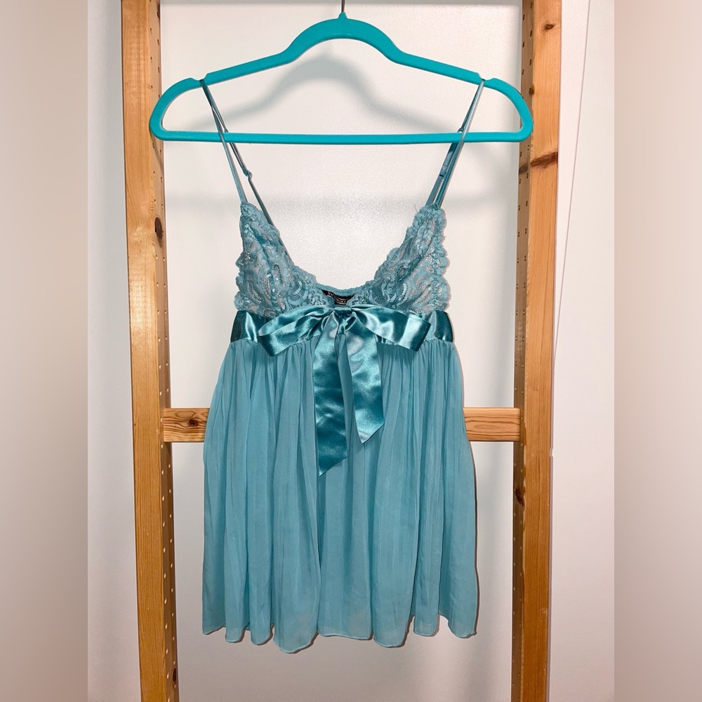 🌸Victoria’s Secret Very Sexy Pleated Chiffon Babydoll